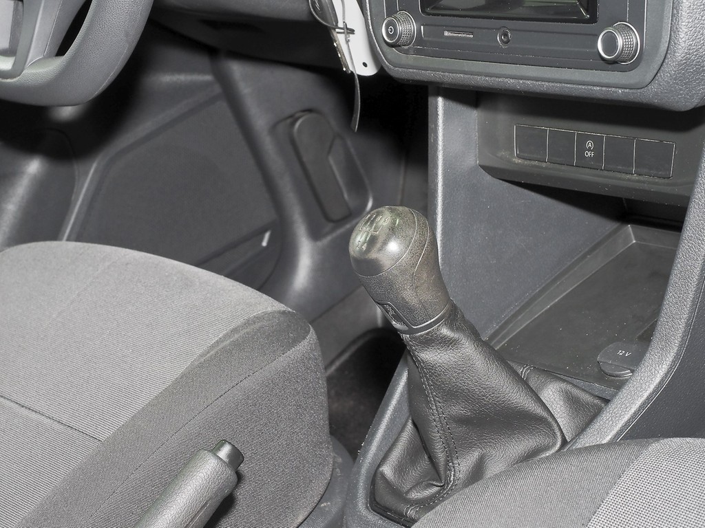 VW Caddy Kasten 2.0 TDI Klima PDC