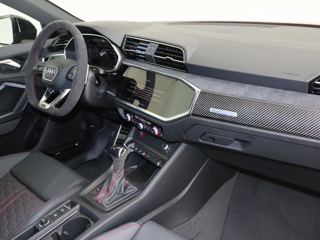 AUDI RS Q3 Sportback S tronic Panorama+280 km/h+Matrix LED+B&O