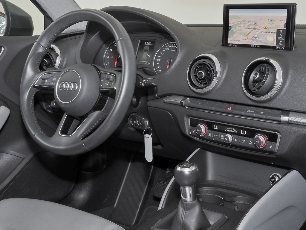 AUDI A3 Sportback 1.0 TFSI  design MMI Navigation