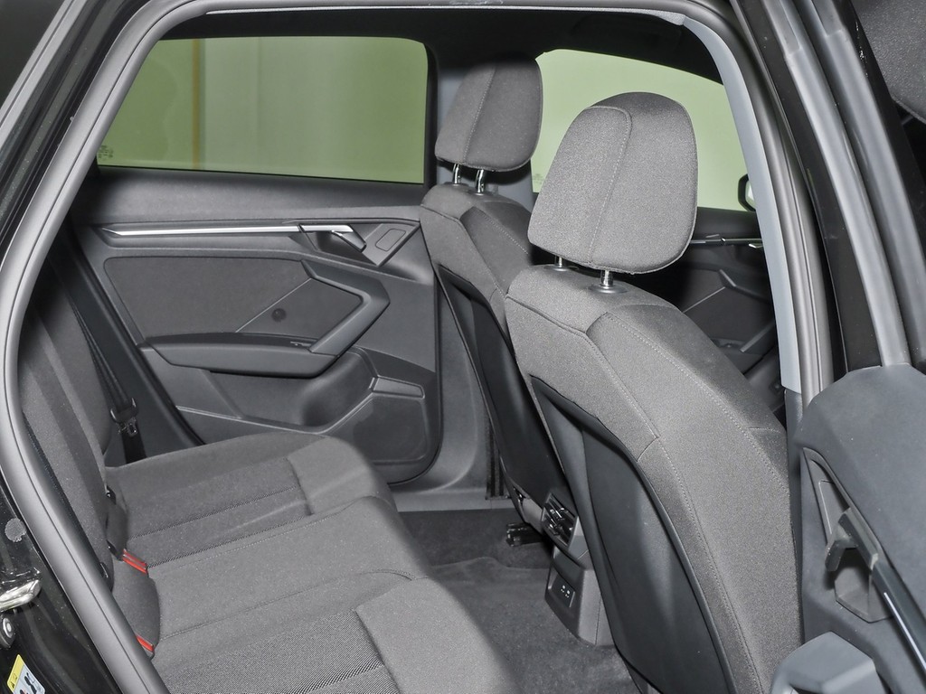 AUDI A3 Sportback 40 TFSI e S tronic MMI Navi plus virtual cockpit Smartphone Interface