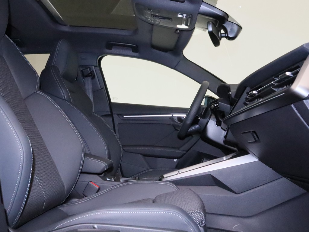 AUDI A3 Sportback 35 TDI S tronic S line+Exterieur+LED+Panorama