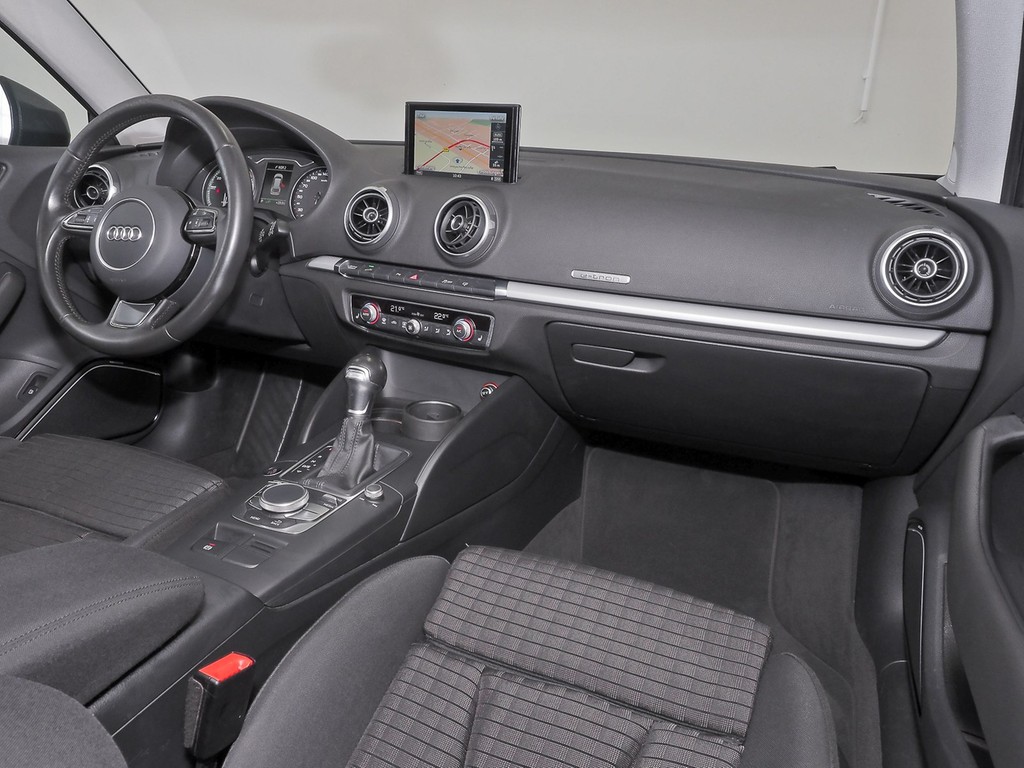 AUDI A3 Sportback 1.4 TFSI e-tron Ambition Panorama, B&O