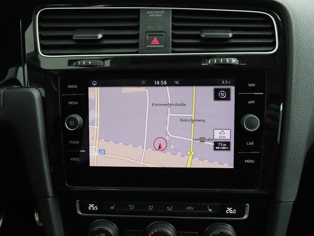 VW Golf VII 1.0 TSI Sound AHK+Navi+App-connect