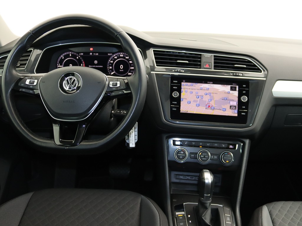 VW Tiguan 2.0TDI COMFORTLINE, Panorama+Navi+PDC