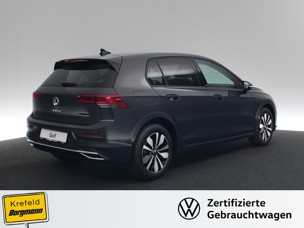 VW Golf 8 1.0TSI MOVE Ganzjahresreifen+SHZ+PDC+App