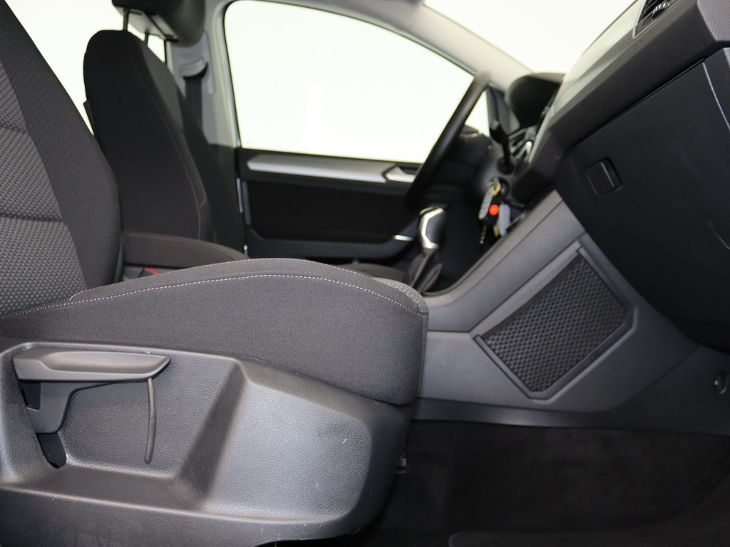 VW Touran 1.5TSI Comfortline 7-Sitzer,ACC,Navi