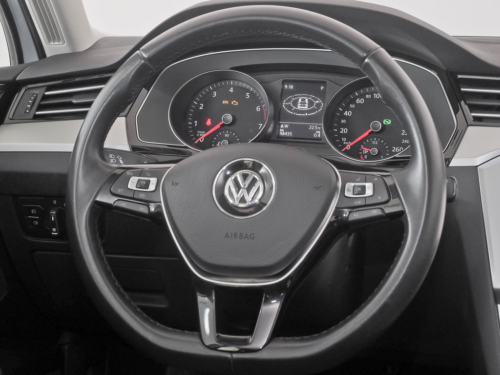 VW Passat Variant 1.5TSI COMFORTLINE, Navi,Sitzhzg.
