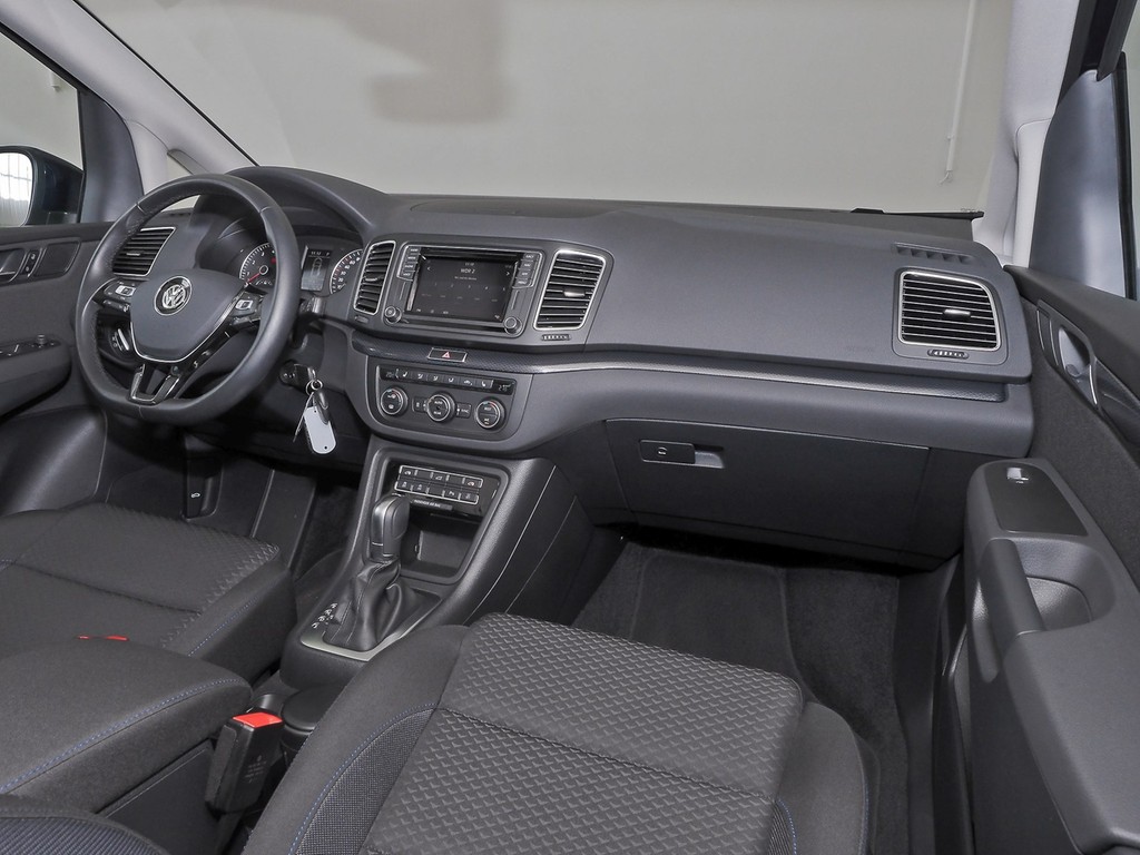 VW Sharan 1.4TSI COMFORTLINE, 7.Sitze,Navi,Standhzg.