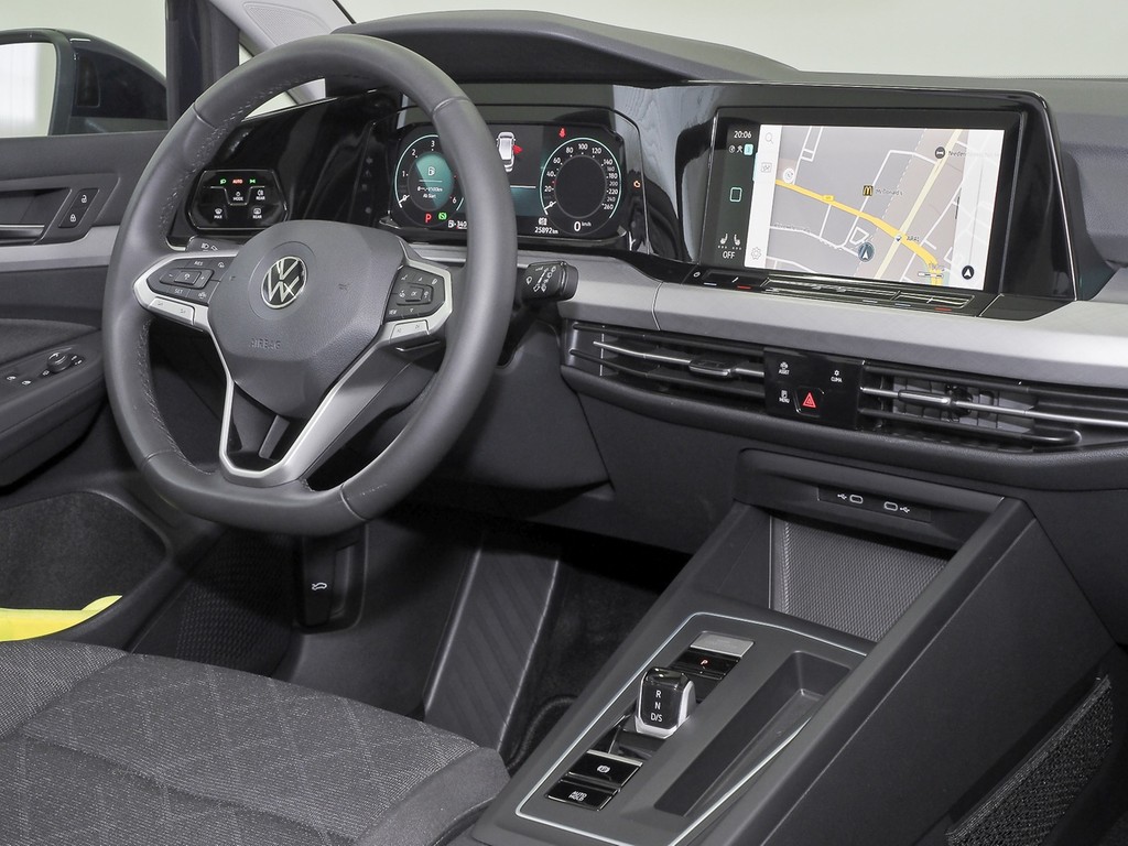 VW Golf VIII Variant 2.0TDI LIFE, Navi+AHK+Sitzhzg.