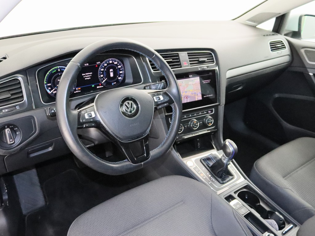 VW Golf VII e-Golf ACC LED Kamera Navi ActiveInfoDi