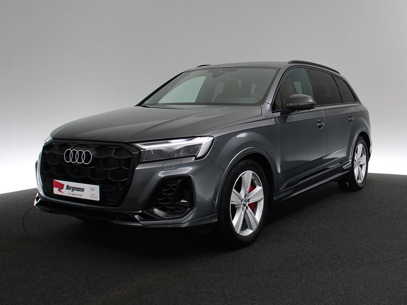Audi Q7 SUV S Line 