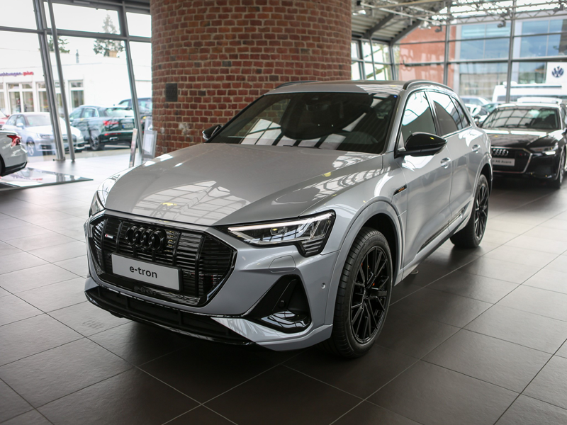 Audi e-tron S line  