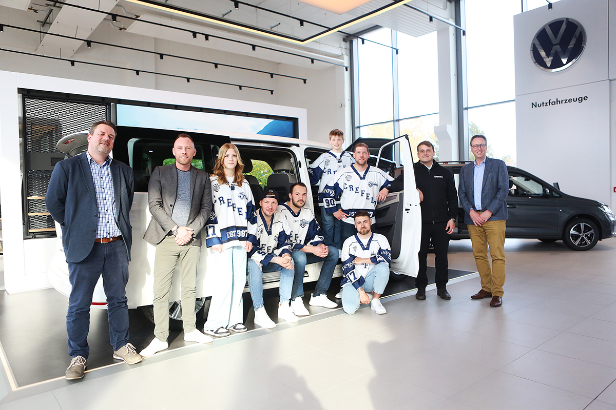 Deutscher Meister Skating Bears im Autohaus Borgmann