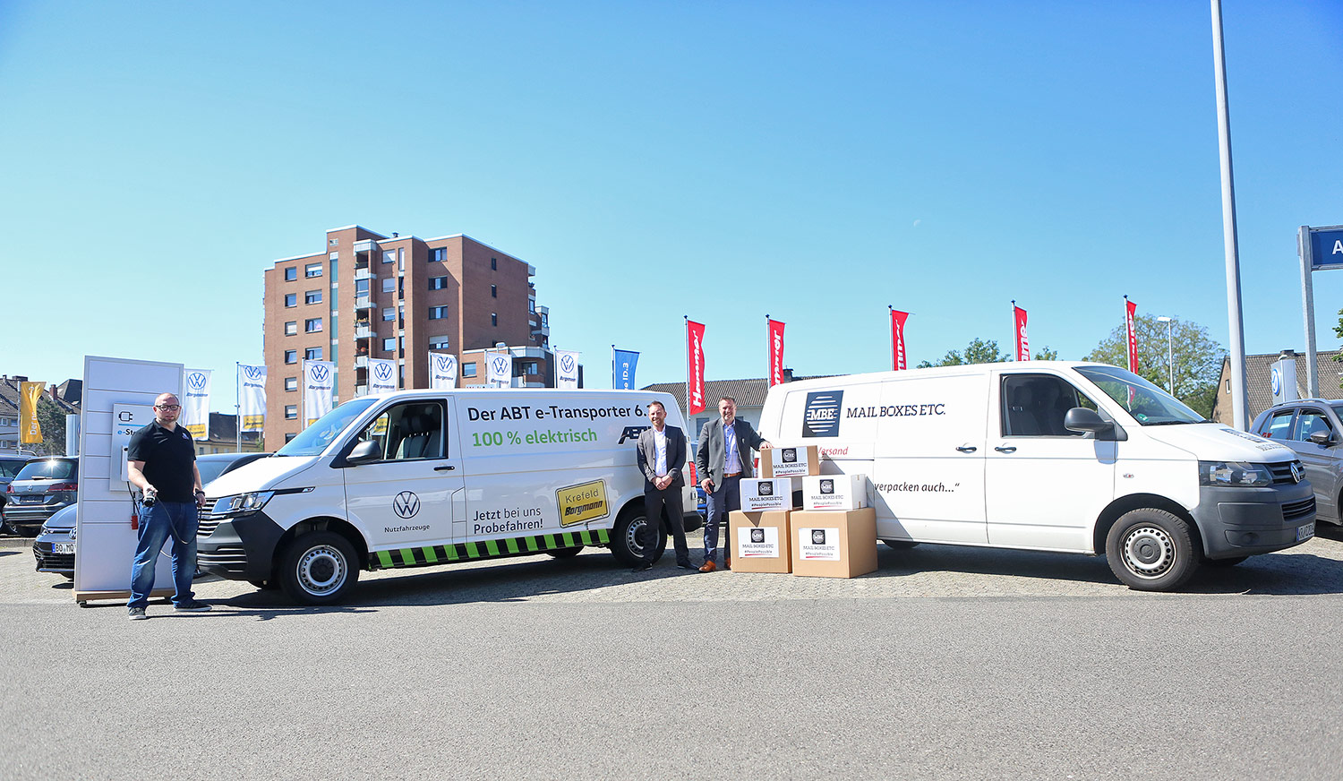 Denys König fährt e-Transporter von VW Nutzfahrzeuge Borgmann