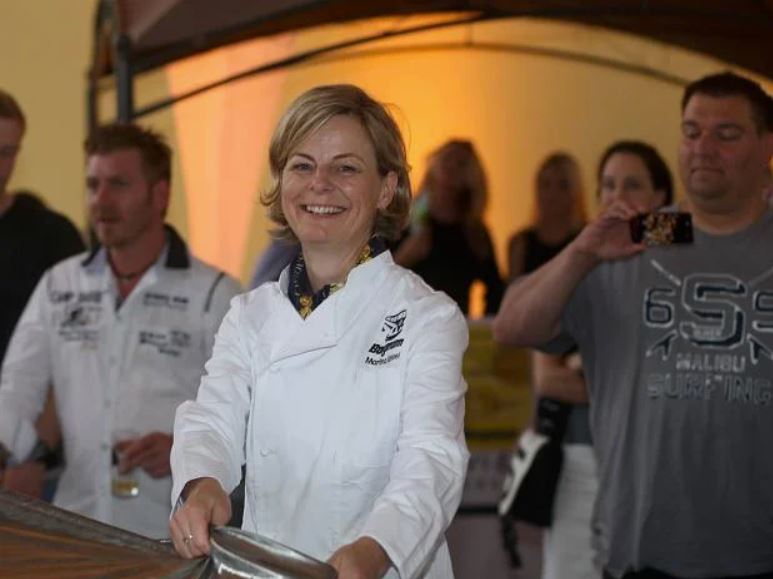 Martina Kömpel Fernsehköchin in Krefeld beim Autohaus Borgmann