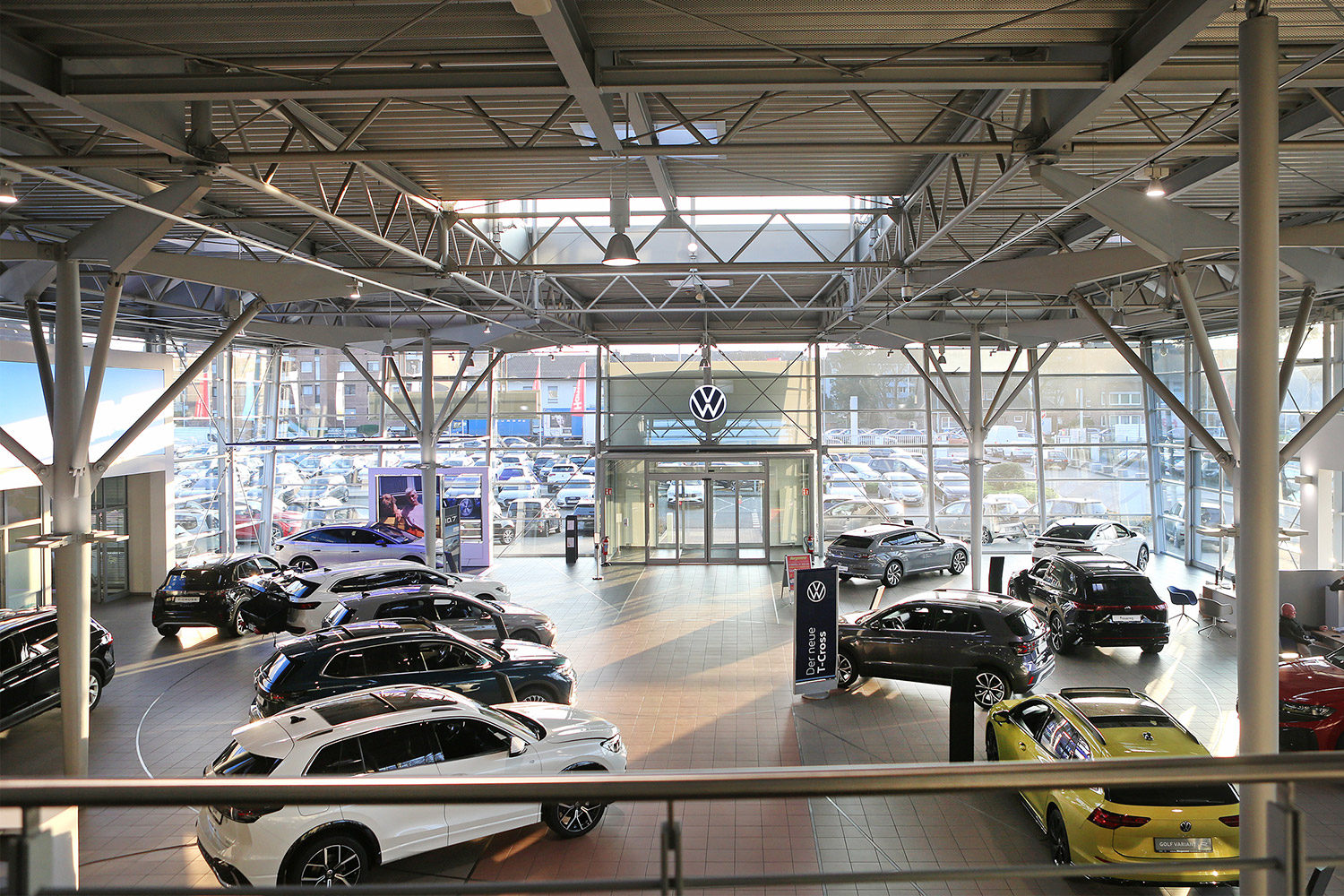 Volkswagen Krefeld Showroom von Borgmann