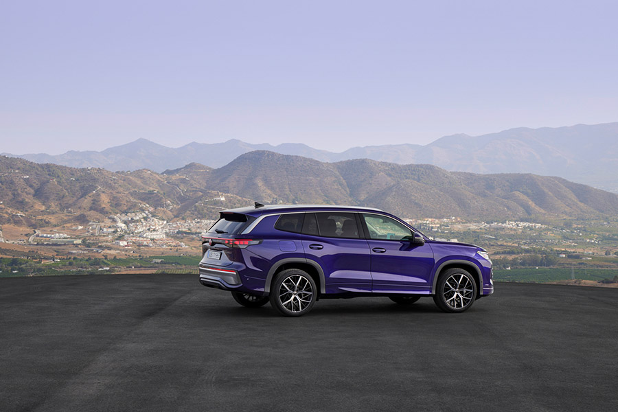 Der neue VW Tayron bei Volkswagen Borgmann Krefeld Der neue VW Tayron bei Volkswagen Borgmann Krefeld
