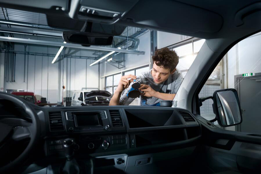 Reparatur Windschutzscheibe Autohaus Borgmann Krefeld Reparatur Windschutzscheibe Autohaus Borgmann Krefeld