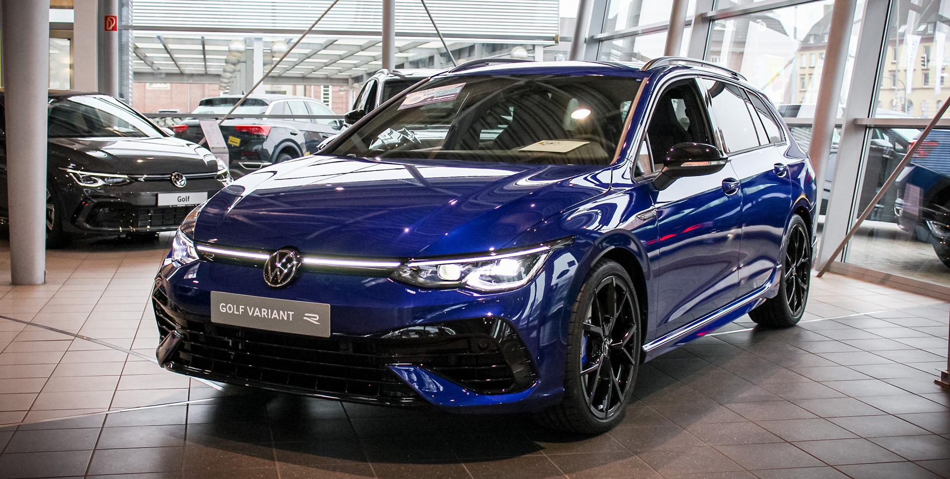VW Golf Variant im Autohaus Borgmann